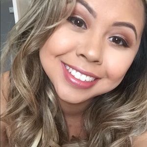 Meet your Posher, Helen